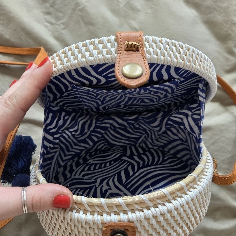 White Woven Crossbody Bag with Tan Strap - Picture 5 of 7